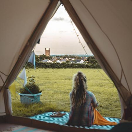 Trevena Cross Glamping & Camping Helston Exteriör bild