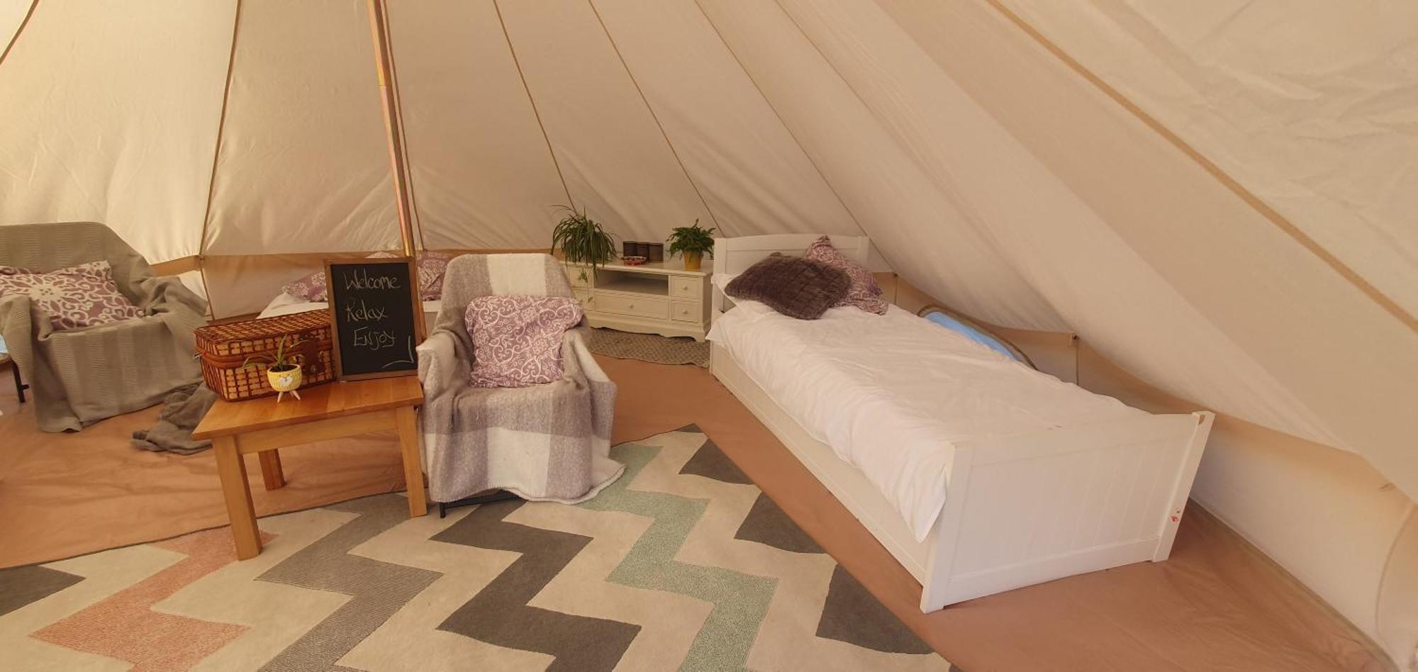 Trevena Cross Glamping & Camping Helston Exteriör bild