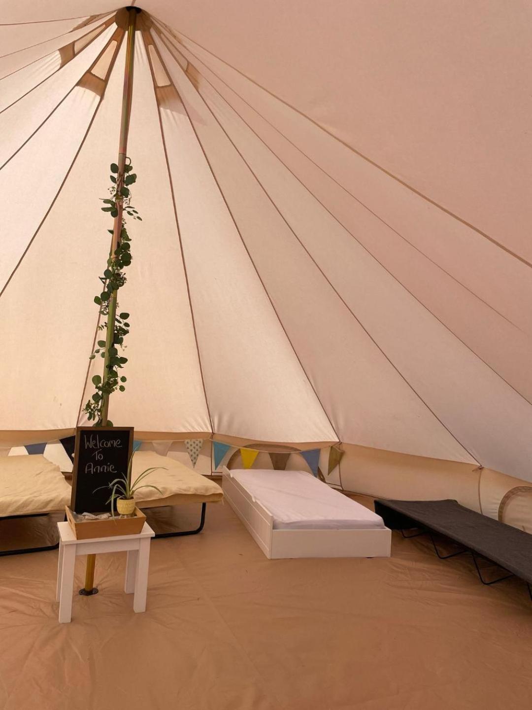 Trevena Cross Glamping & Camping Helston Exteriör bild
