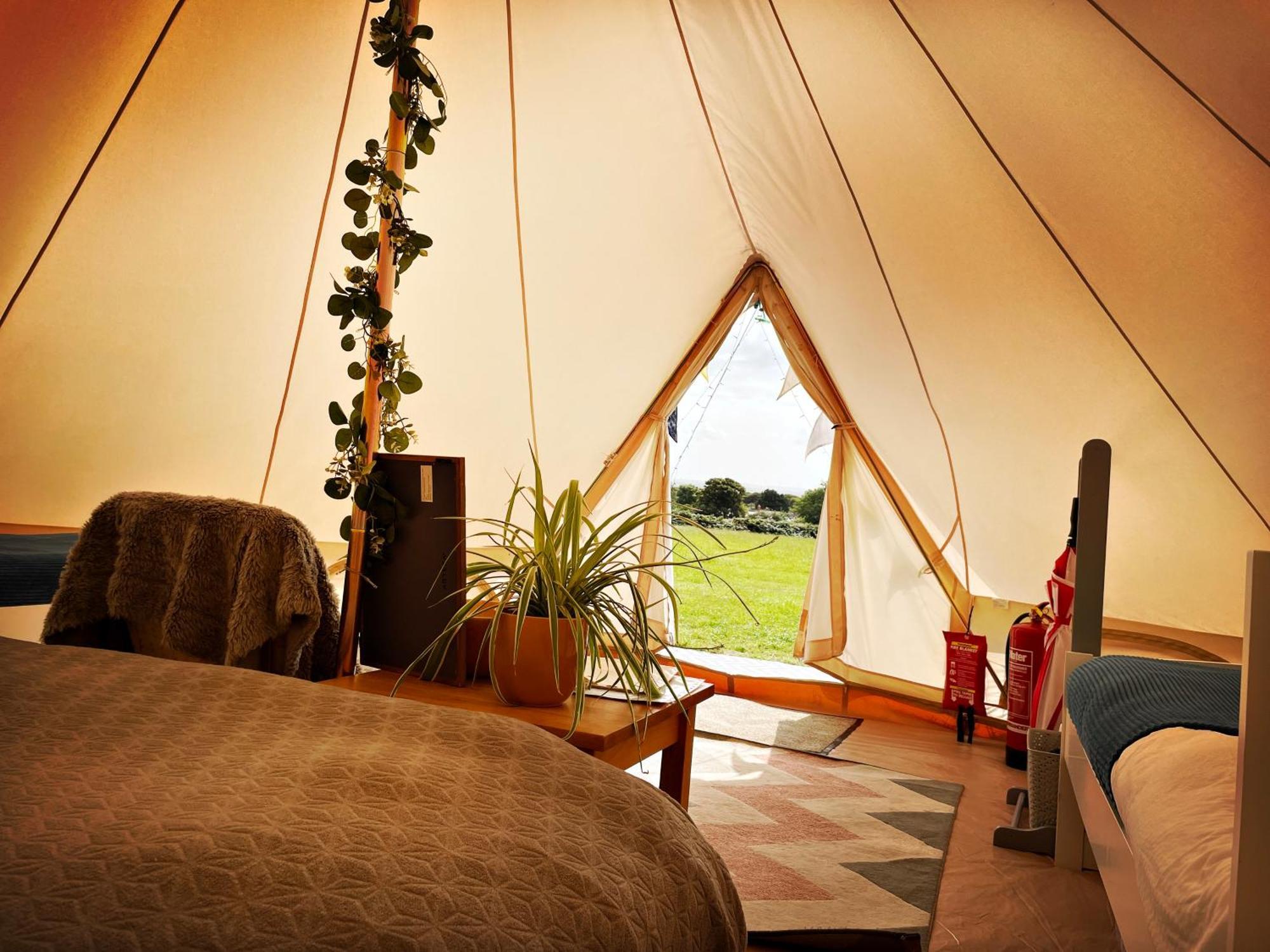 Trevena Cross Glamping & Camping Helston Exteriör bild