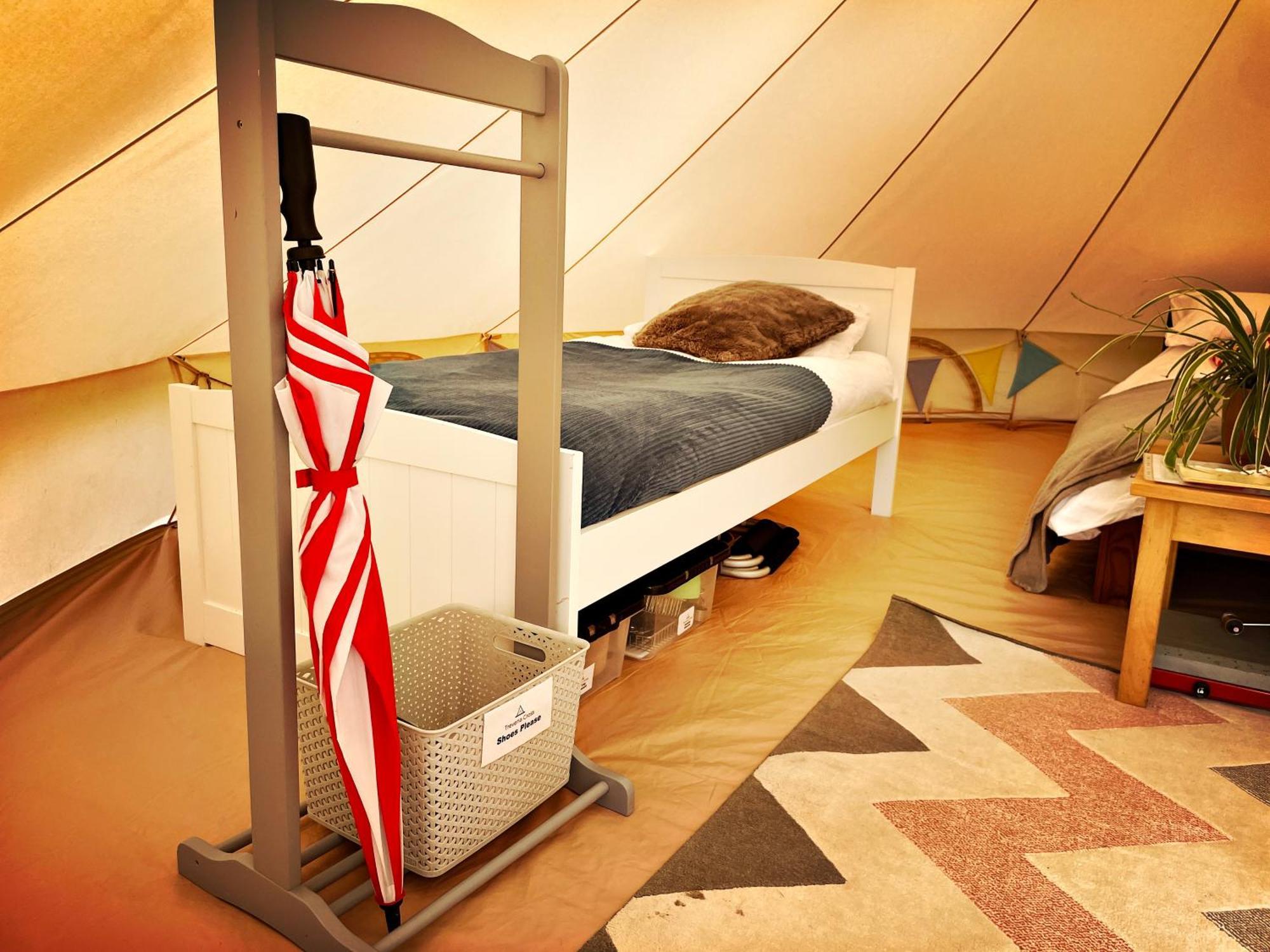 Trevena Cross Glamping & Camping Helston Exteriör bild