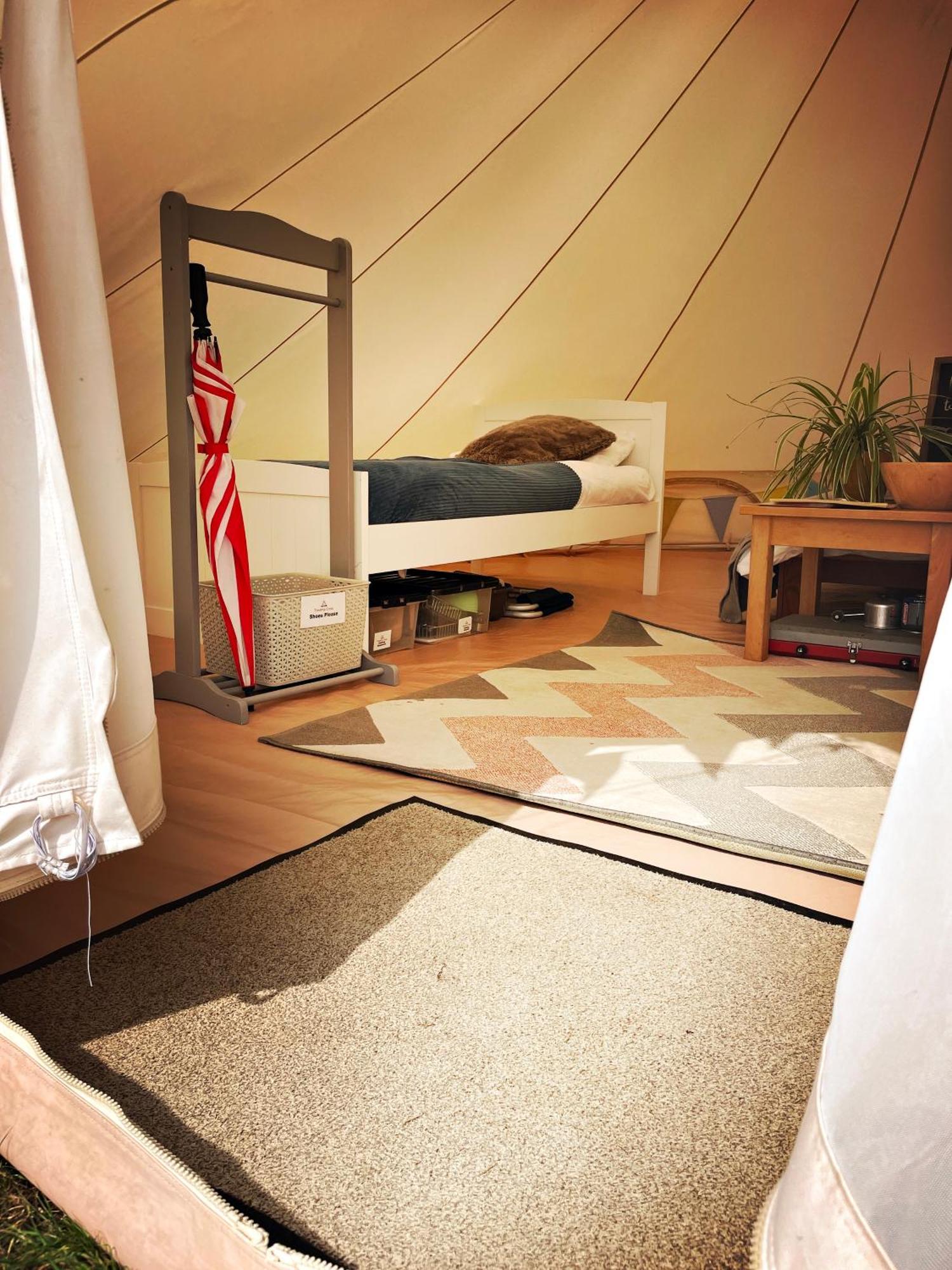 Trevena Cross Glamping & Camping Helston Exteriör bild
