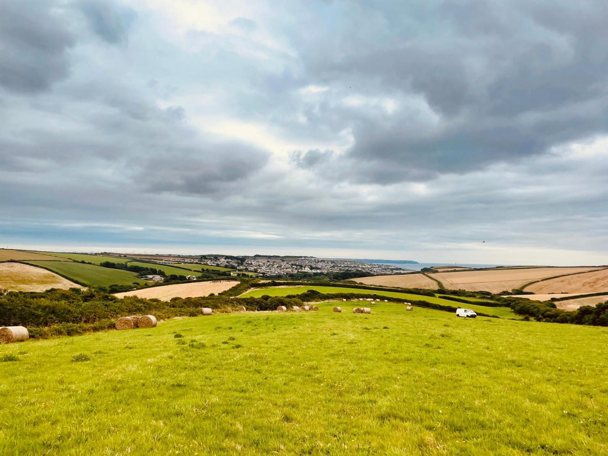 Trevena Cross Glamping & Camping Helston Exteriör bild